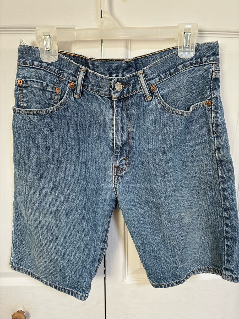 Modern Vintage Levi's 505 Denim Shorts Medium Wash